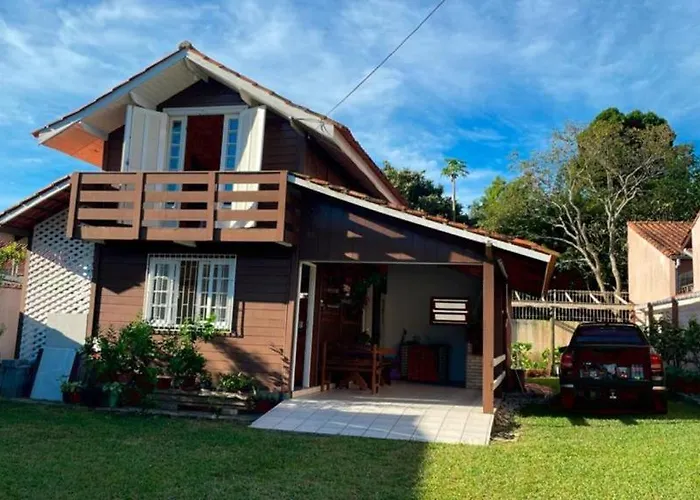 Casa Nos Bairro Dos Ingleses Em Florianopolis, Proxima A Praia, Supermercados, Padarias E Farmacias.